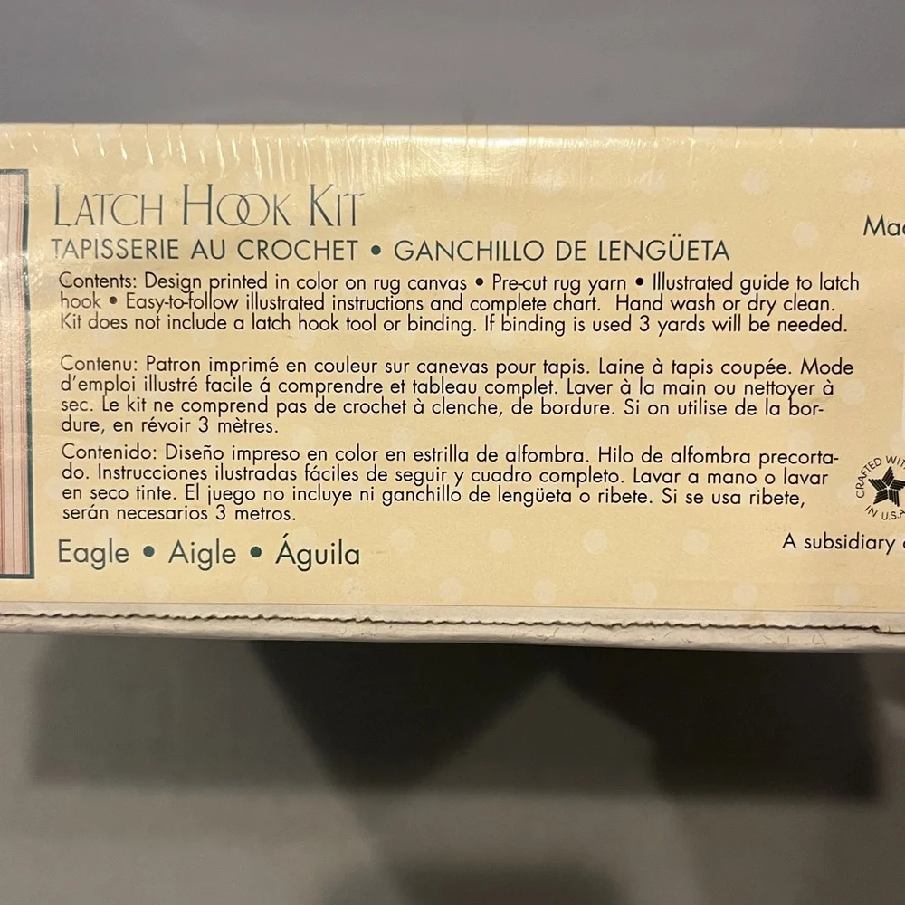 EAGLE Latch Hook Kit - WonderArt Caron International